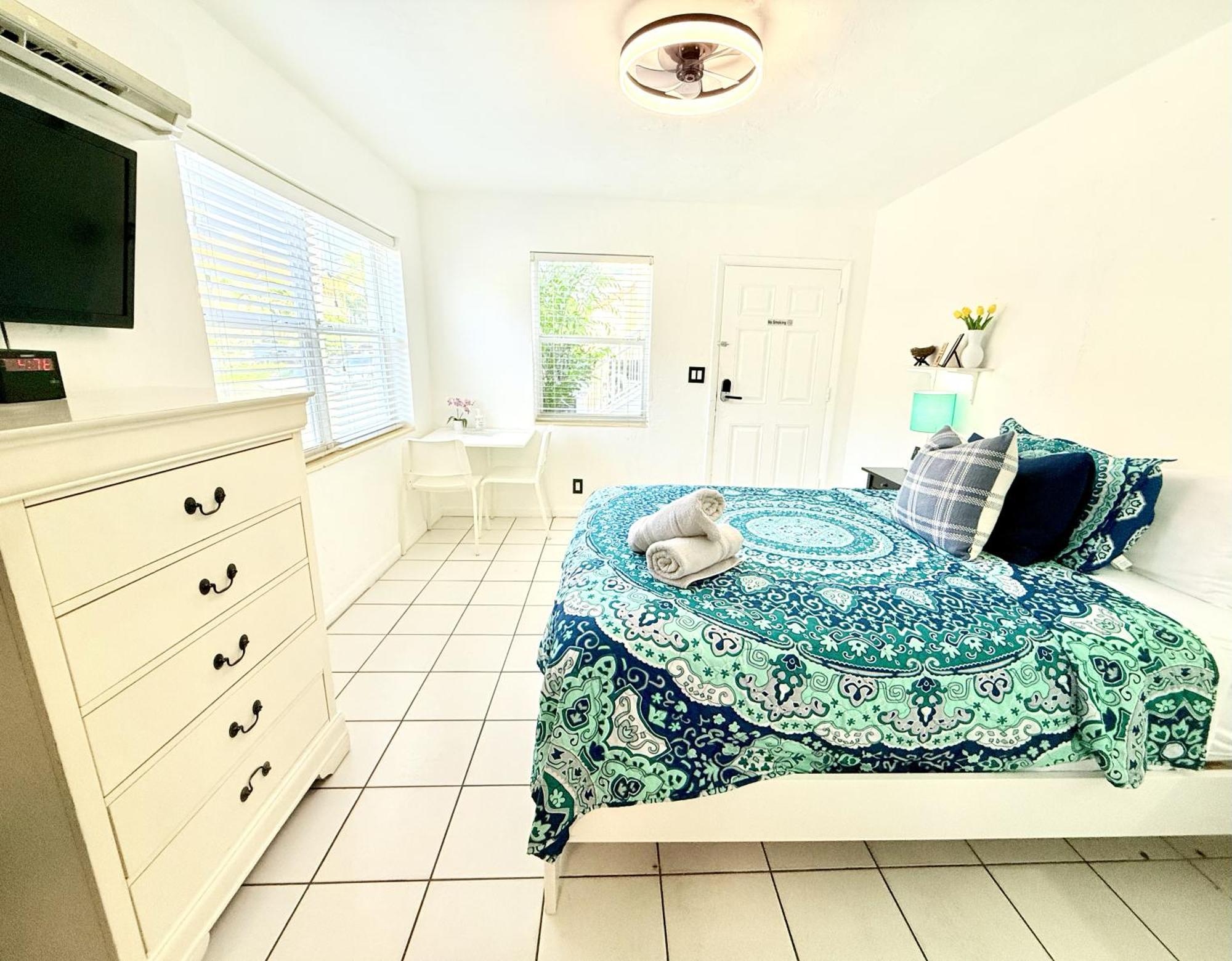 Southwinds Inn By The Gold Nests Hollywood Eksteriør billede